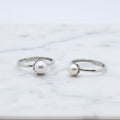 Adjustable pearl flower ring - Terciany 