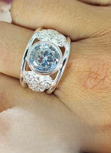 Statement filigree ring with stunning large cubic zirconia