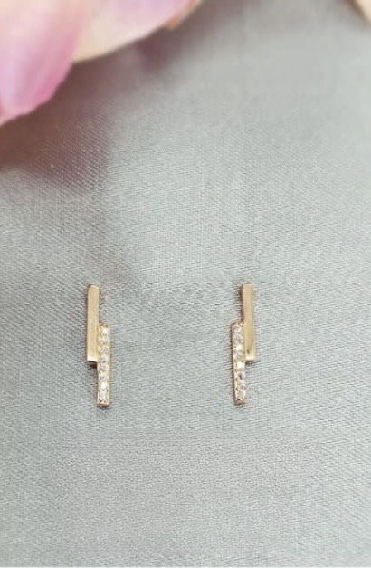 Rose gold double bar stud earrings