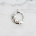 Circle pendant with three beautiful pearls - Terciany 