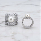 Meshed Cubic Zirconia Pavé Ring With Freshwater Pearl In Central - Terciany 