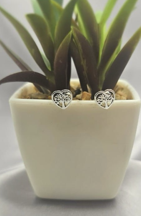 7mm Tree of life studs