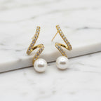 Gold Lightning Earrings With Freshwater Pearls - Terciany 