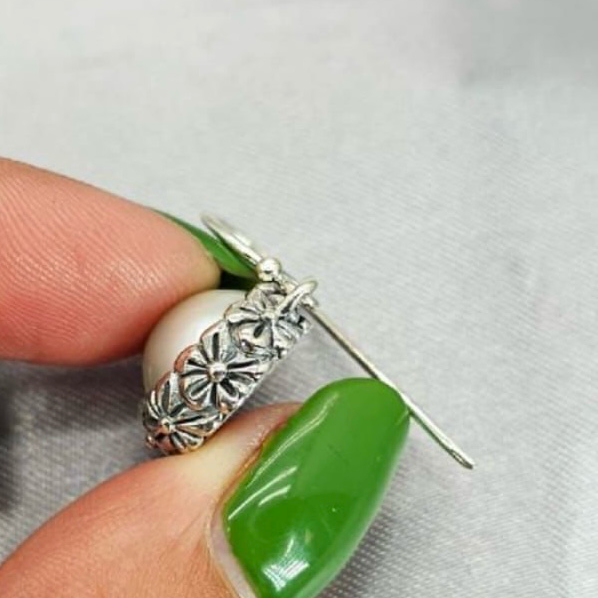 Stunning 14Mm Mabe Earrings In Flower Detailed Setting