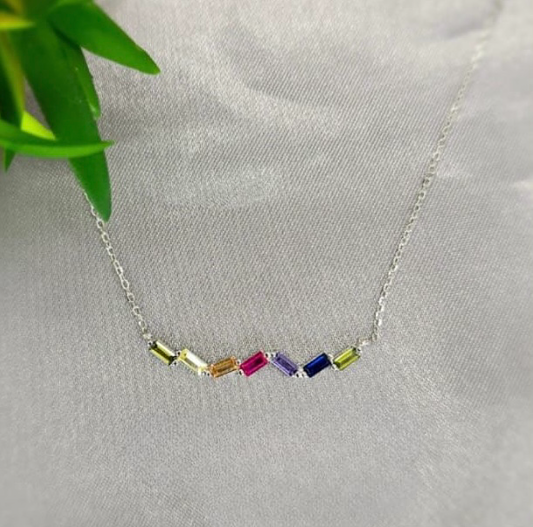 Stunning necklace with rectangular Colourfull cubic zirconia stones