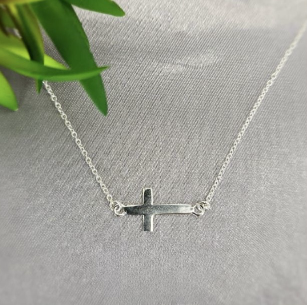 Floating Cross Necklace - Terciany 