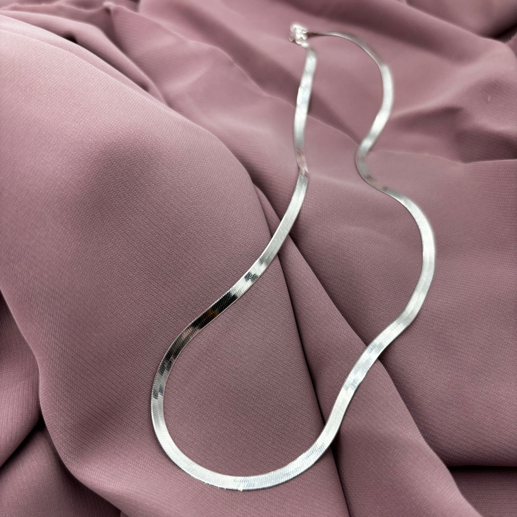 Sterling Silver 4Mm Herringbone Necklace