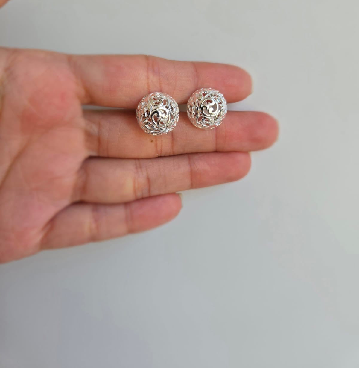 14mm Filigree ball studs