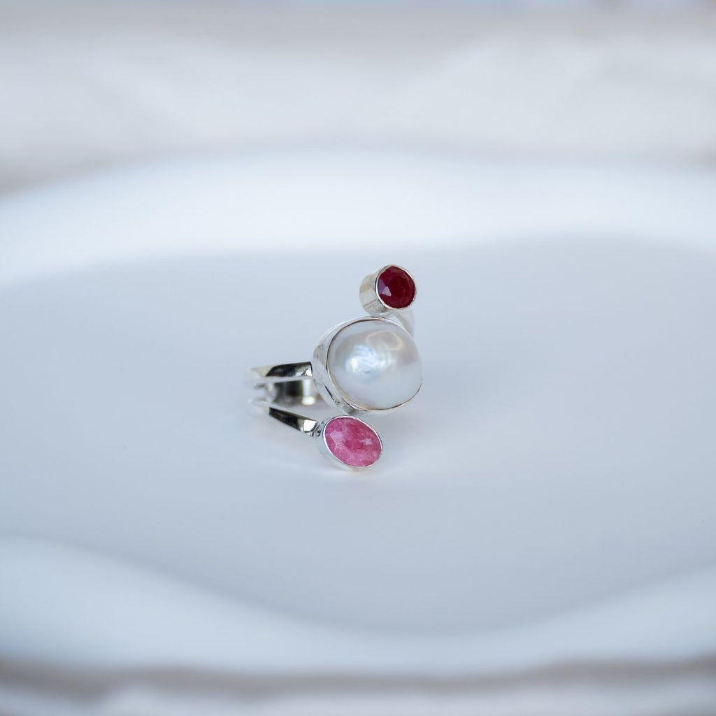 Oval and Round Semi Precious stone Pearl ring