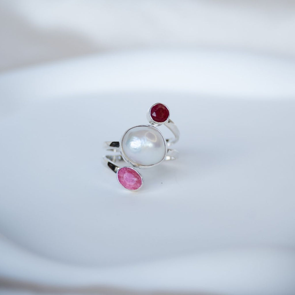 Oval and Round Semi Precious stone Pearl ring