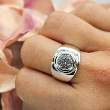 Sterling Silver Statement Ring With Cubic Zirconia In Tube Setting - Terciany 