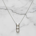 Necklace With Three Vertical Pearls - Terciany 