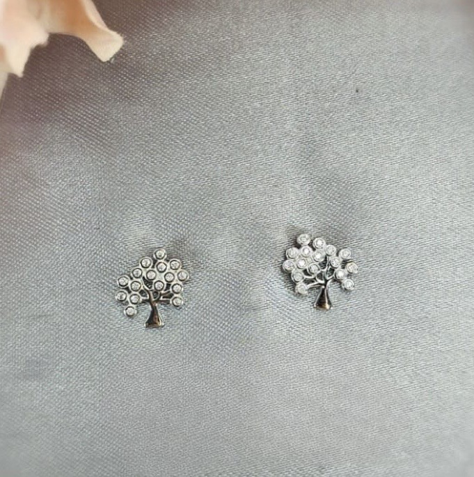 Tree of life with cubic zirconia leaves