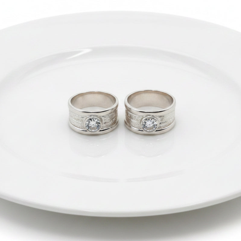 Sterling Silver Classic Band With Detail In Centre And Cubic Zirconia