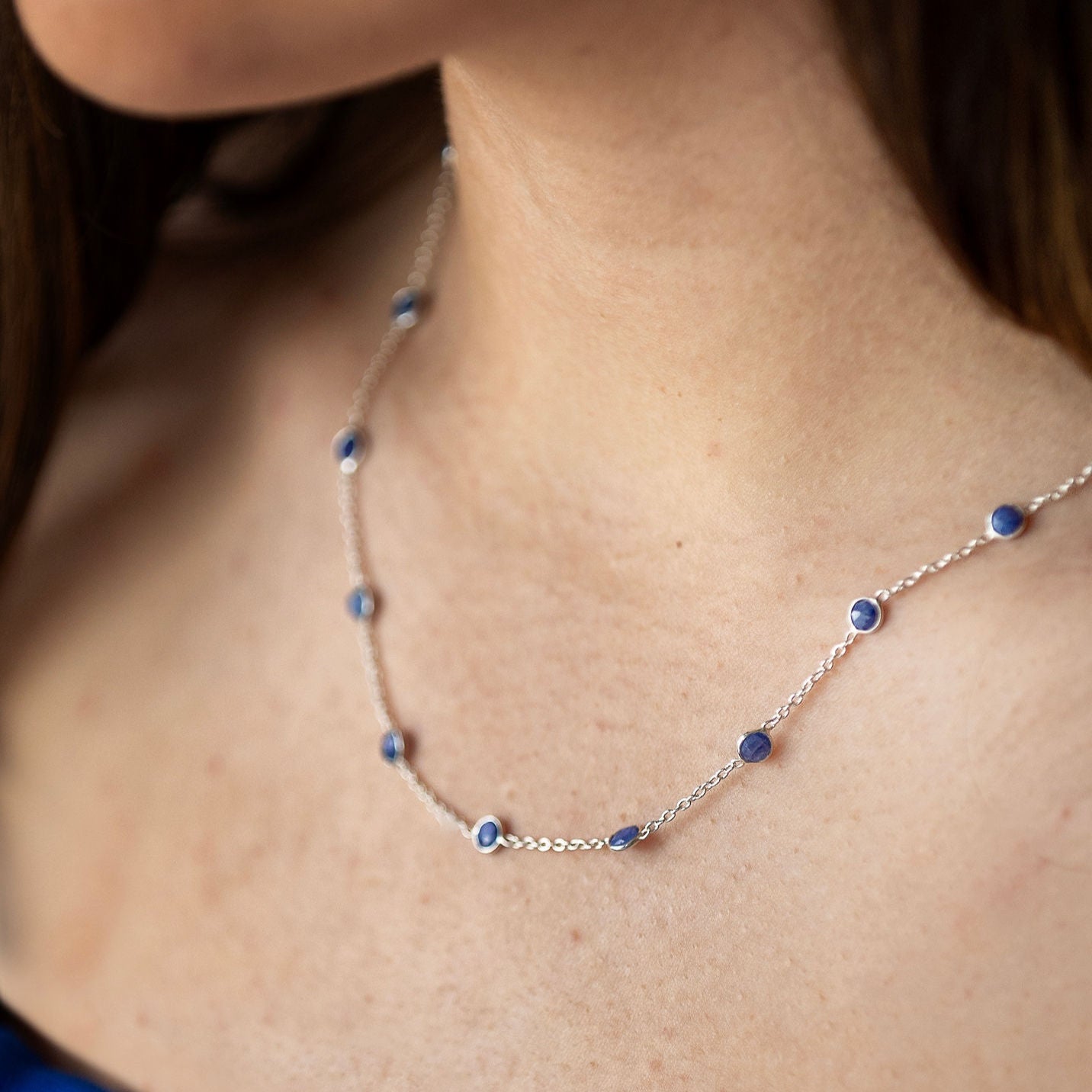 Sterling Silver Necklace With Blue 5Mm Sapphire Semi Precious Stones In-Bedded In Necklace