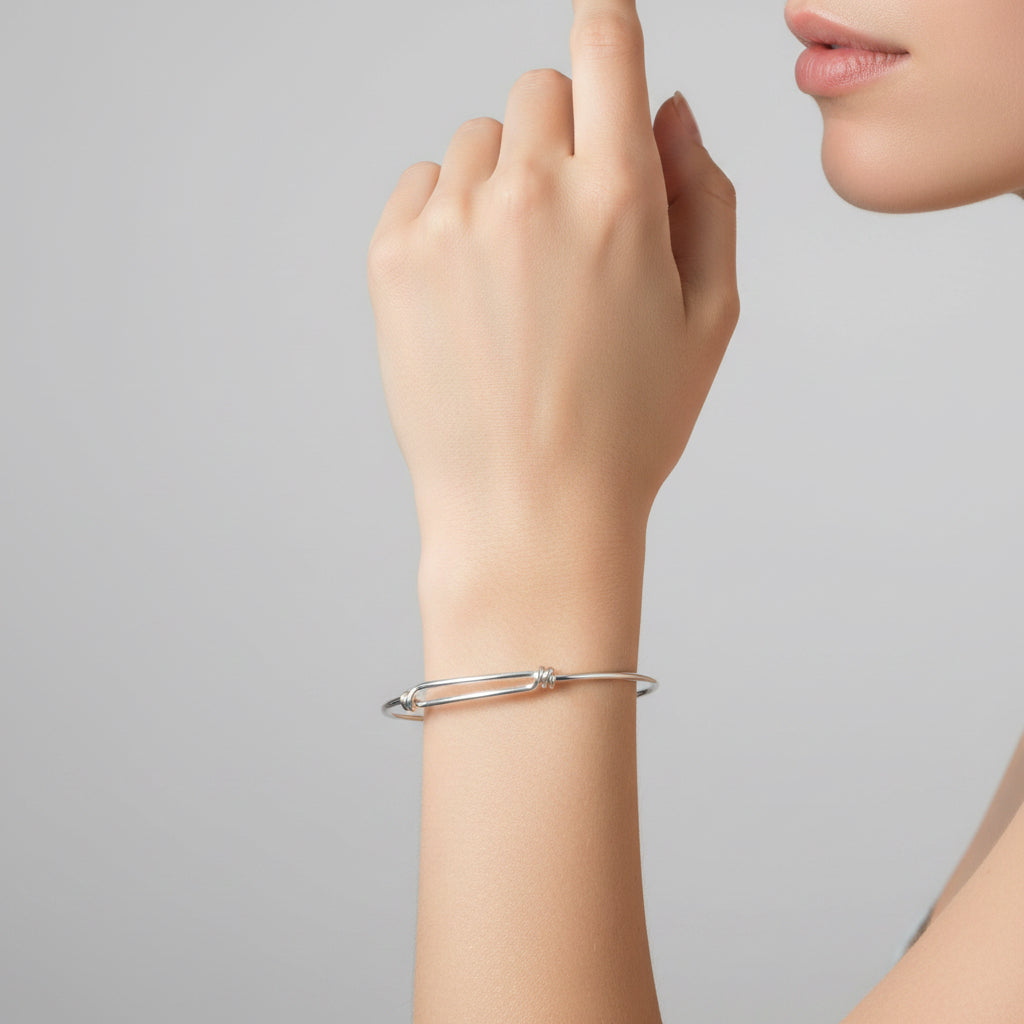 Paperclip bracelet