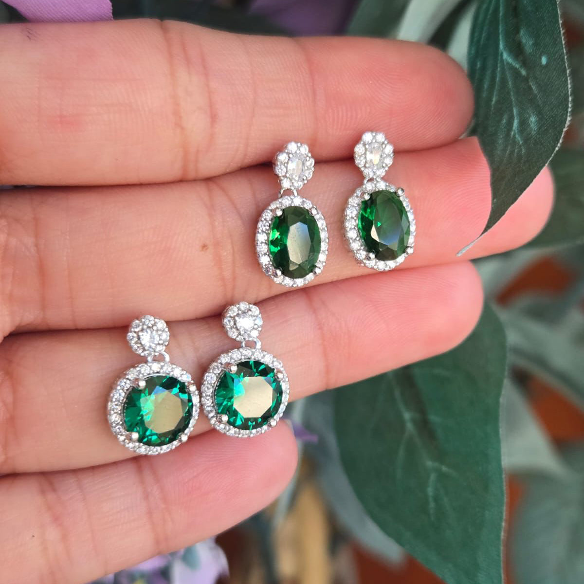 Round Green Cubic Zirconia Studs - Terciany 