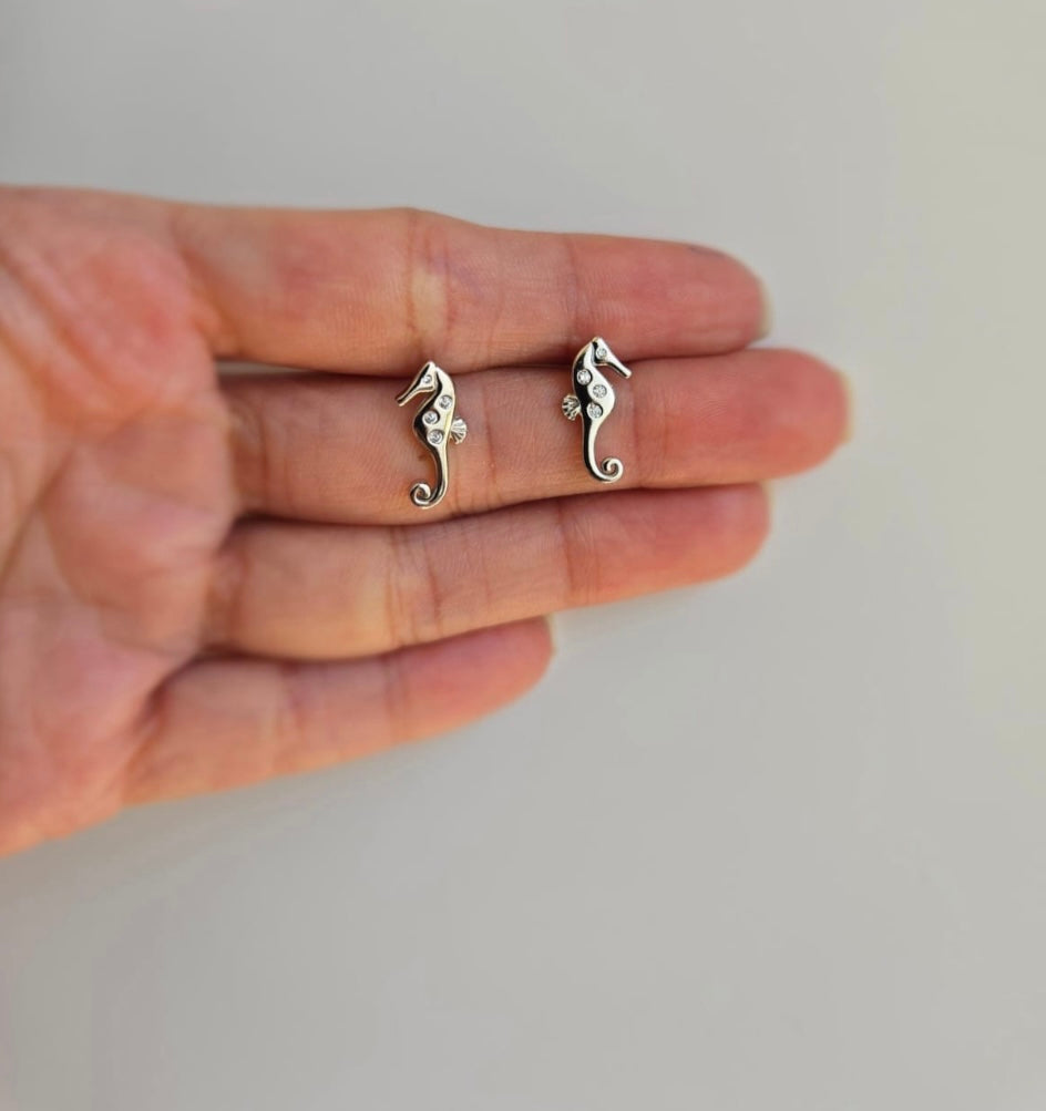 Seahorse stud earrings