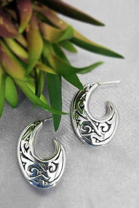 32mm filigree oval hoop earrings