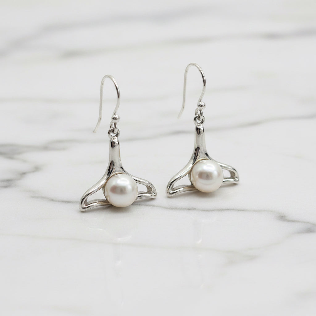 Whale Tail Pearl earrings - Terciany 