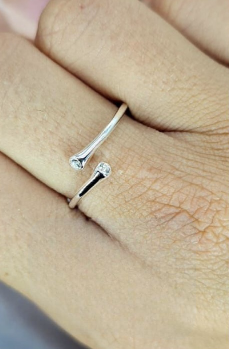 Open size fold over ring with cubic zirconia on each point