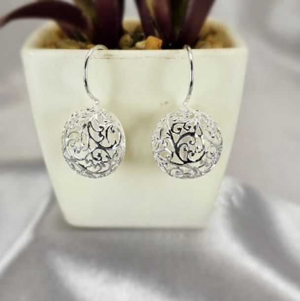 Large 16Mm Filigree Drop Earrings