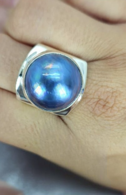 Stunning 19mm Blue Mabe Pearl in awesome setting