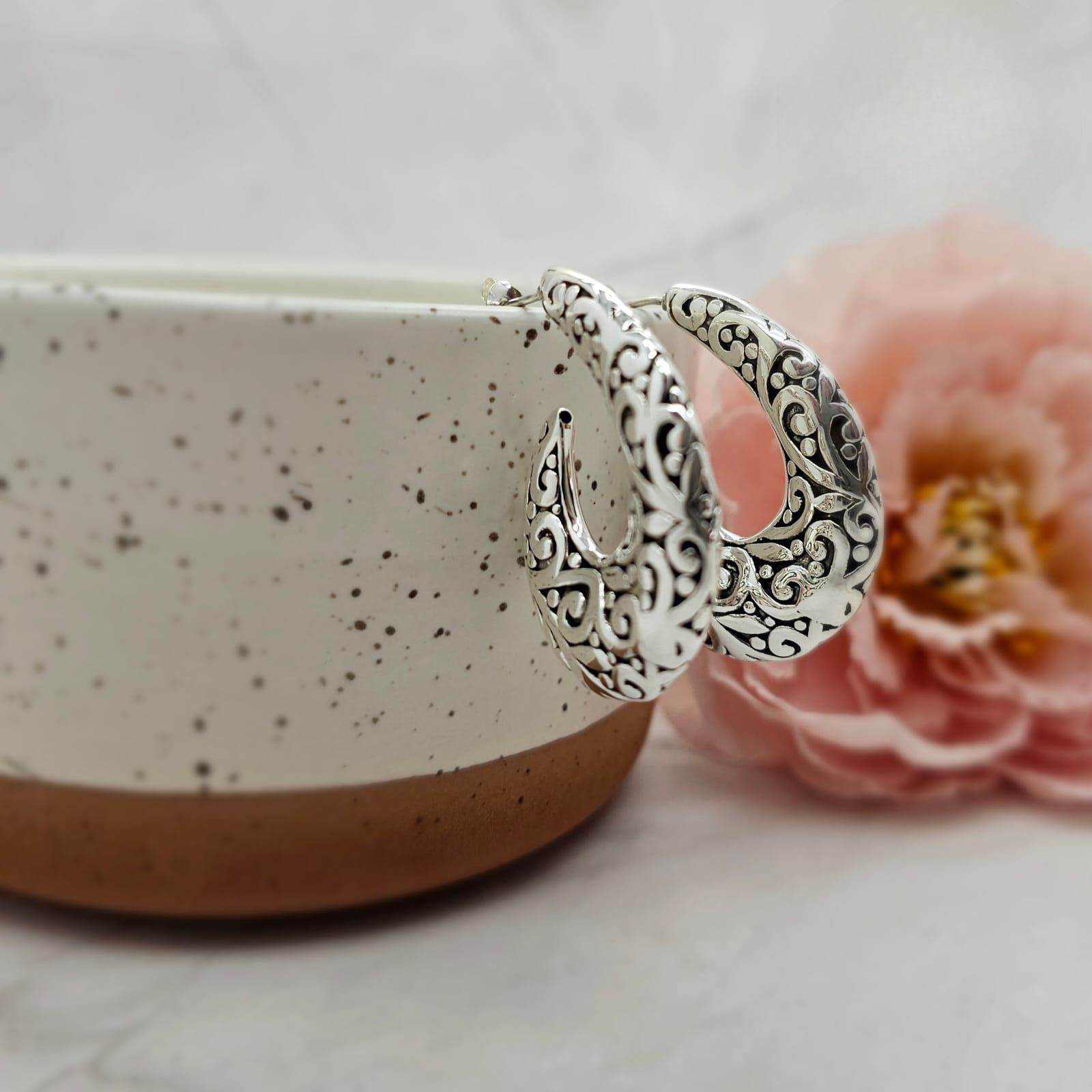 40X27Mm Stunning Filigree Hoops