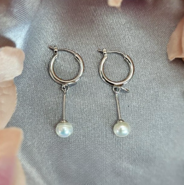 Long Modern Looking Earrings With Pretty Freshwater Pearl Ends