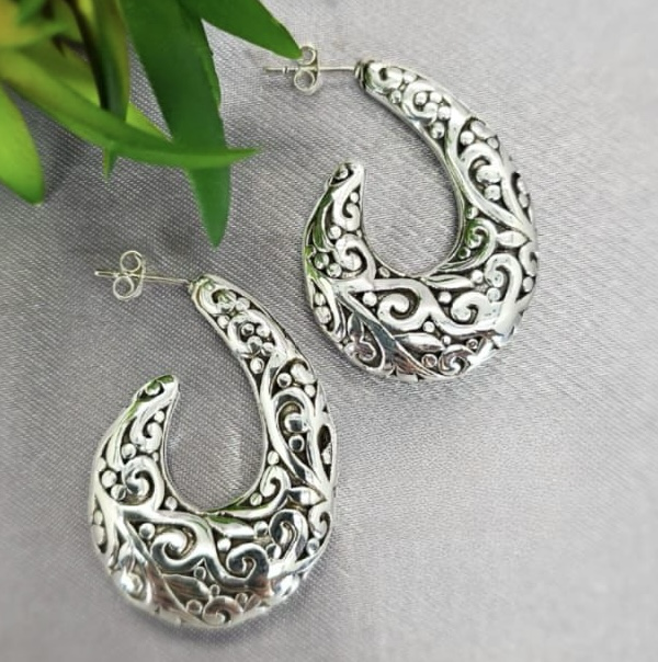 40X27Mm Stunning Filigree Hoops