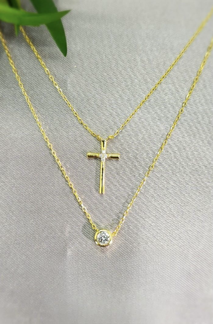 Stunning double necklace with cross and cubic zirconia