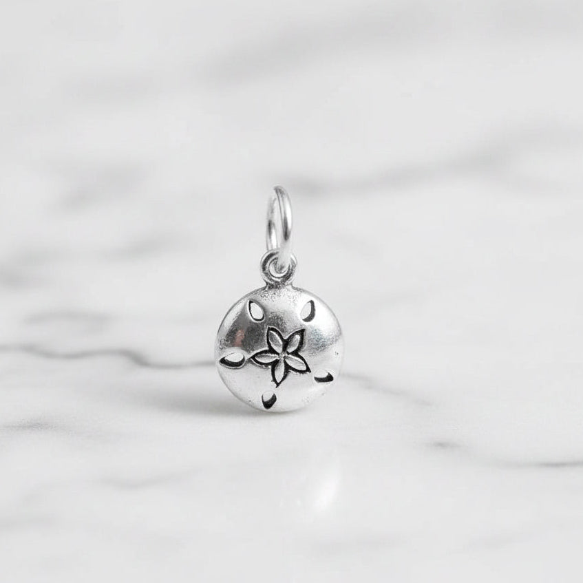 Pansy shell pendant