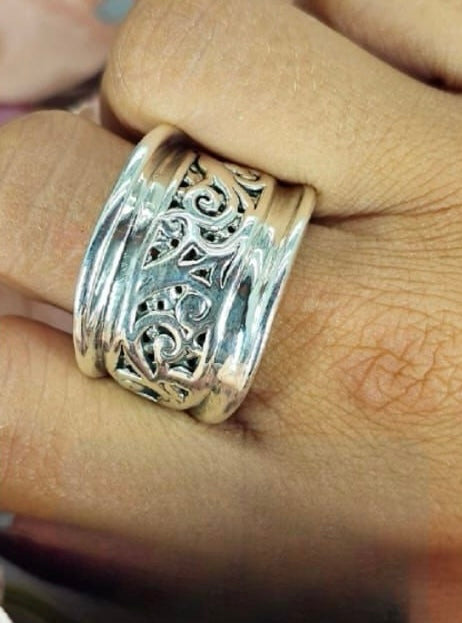 Sterling silver statement filigree ring with borders