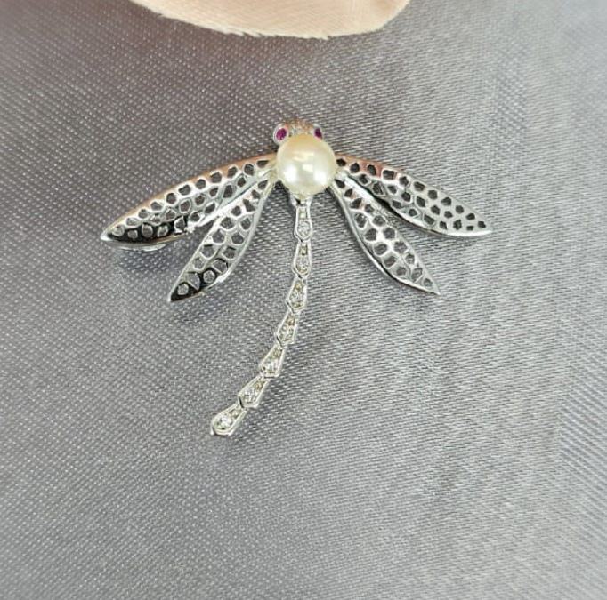 Striking Dragonfly Pendant