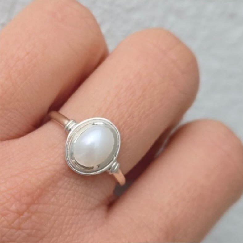 Oval Freshwater Pearl Ring