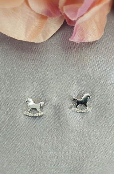 Rocking horse studs