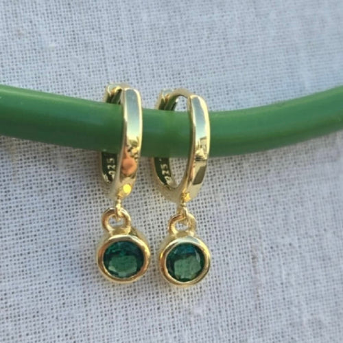 12 mm Gold Huggys earrings with green drops