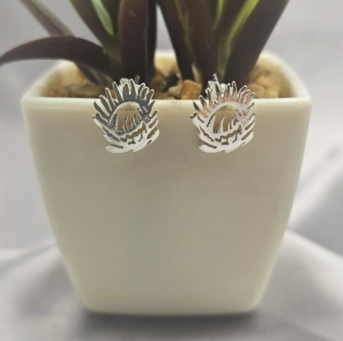 13 Mm Protea Stud Earrings