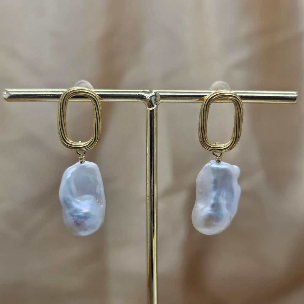 Open Rectangular Drop Earrings With Baroque Pearl