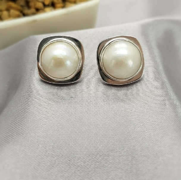 Stunning 13mm White Mabe square stud earrings