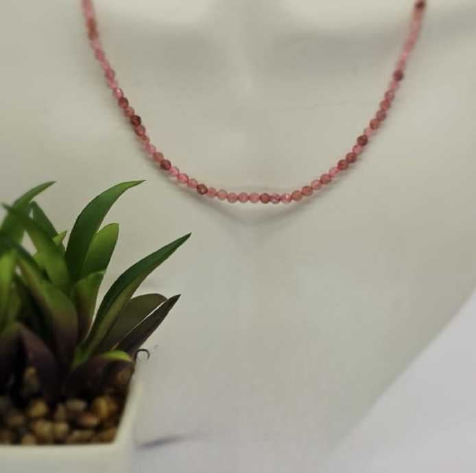 Stunning Strawberry Quartz semi precious stone necklace