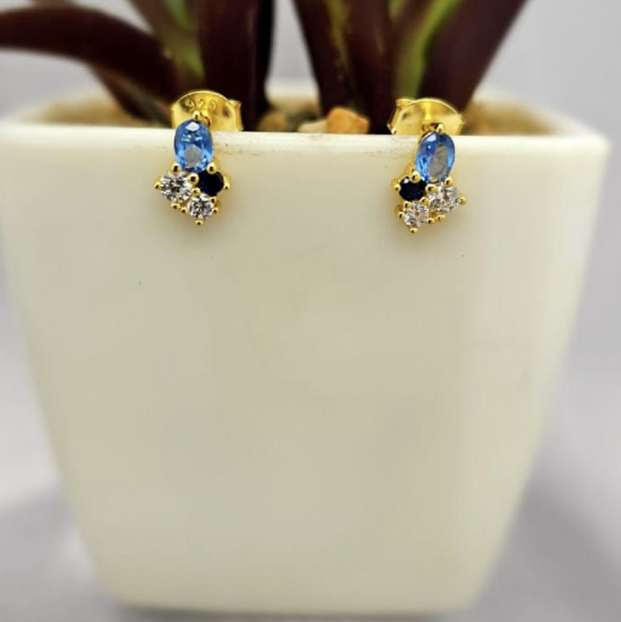 Blue drops stud earrings