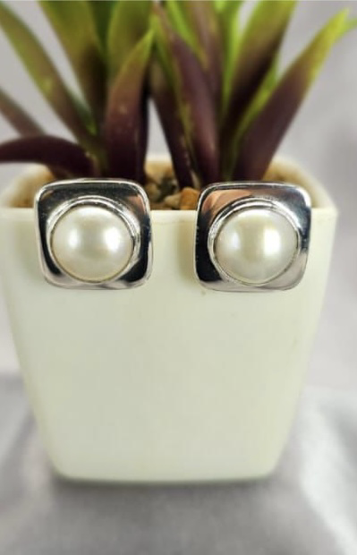 Stunning 16mm White Mabe square stud earrings