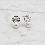 Modern Look Sterling Silver Round Disc With Beautiful Freshwater Pearl - Terciany 