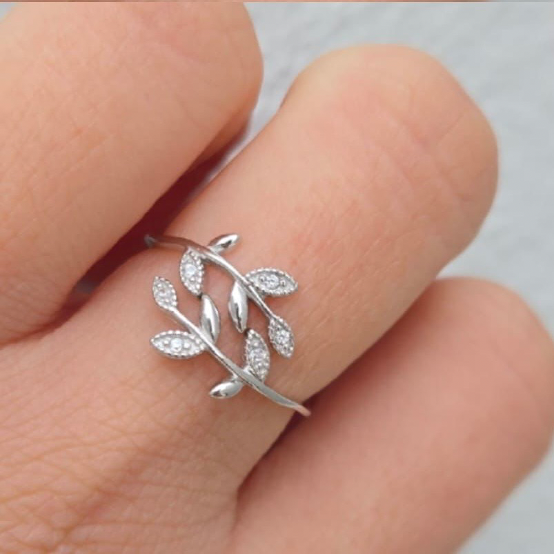 Adjustable Leave On Branches Ring