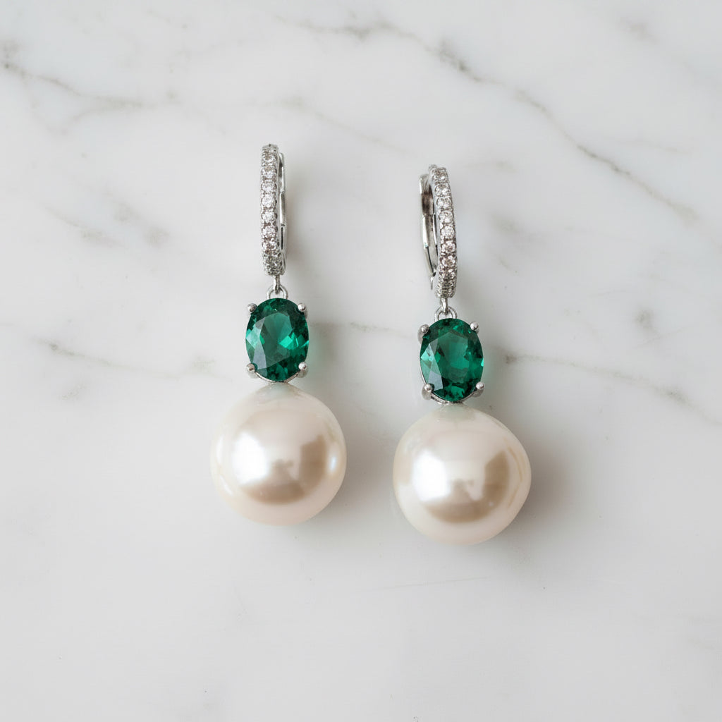 Emerald Green And Pearl Combination Drop Earrings - Terciany 