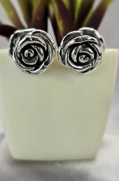 18mm rose stud earrings