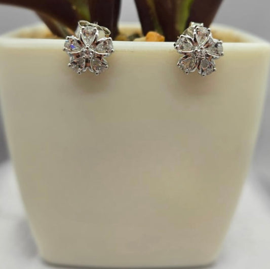 Cubic zirconia flower stud earrings