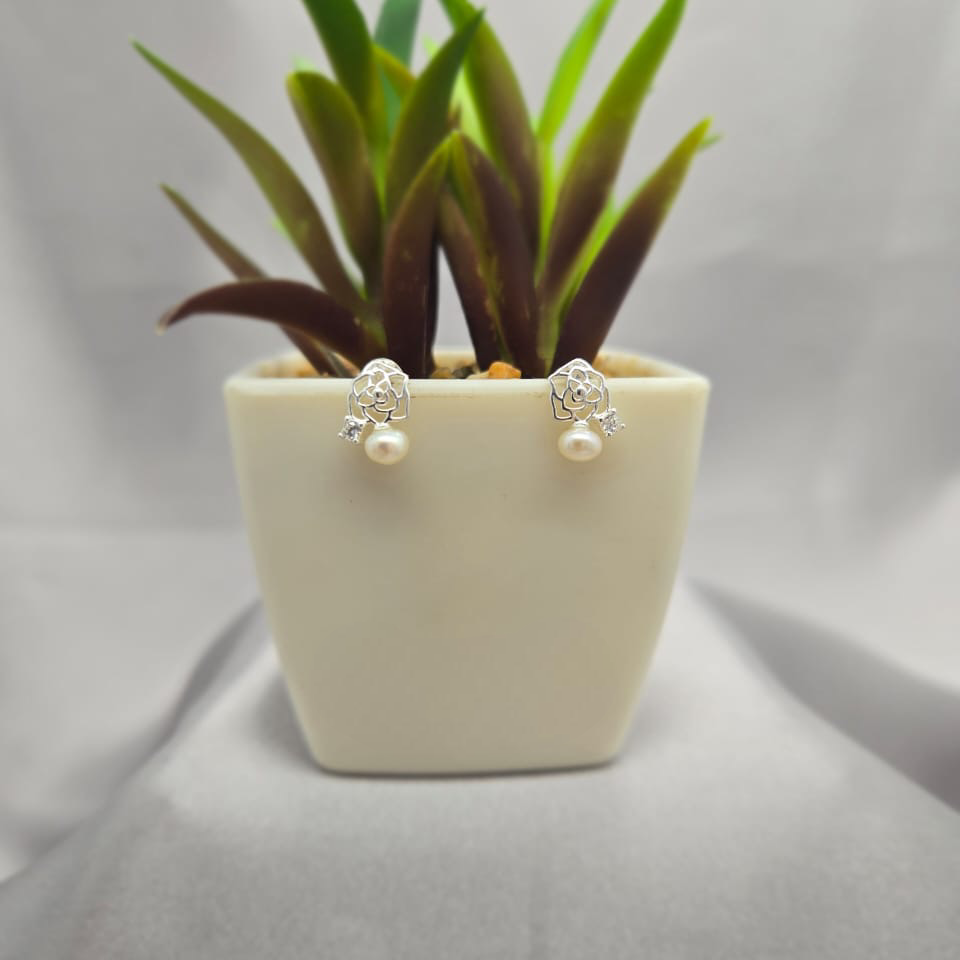 Rose and pearl stud earrings