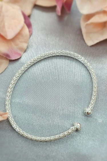 Sterling silver mesh bangle